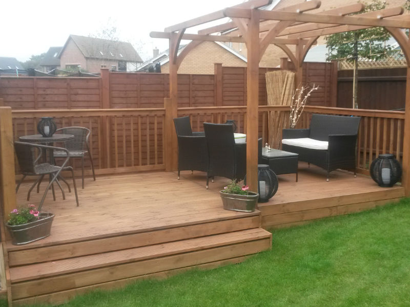 Bespoke Pergola & Decking - Ligna Carpentry - Suffolk